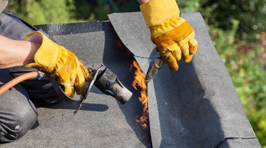 Professional New roof installation in Parker City, IN